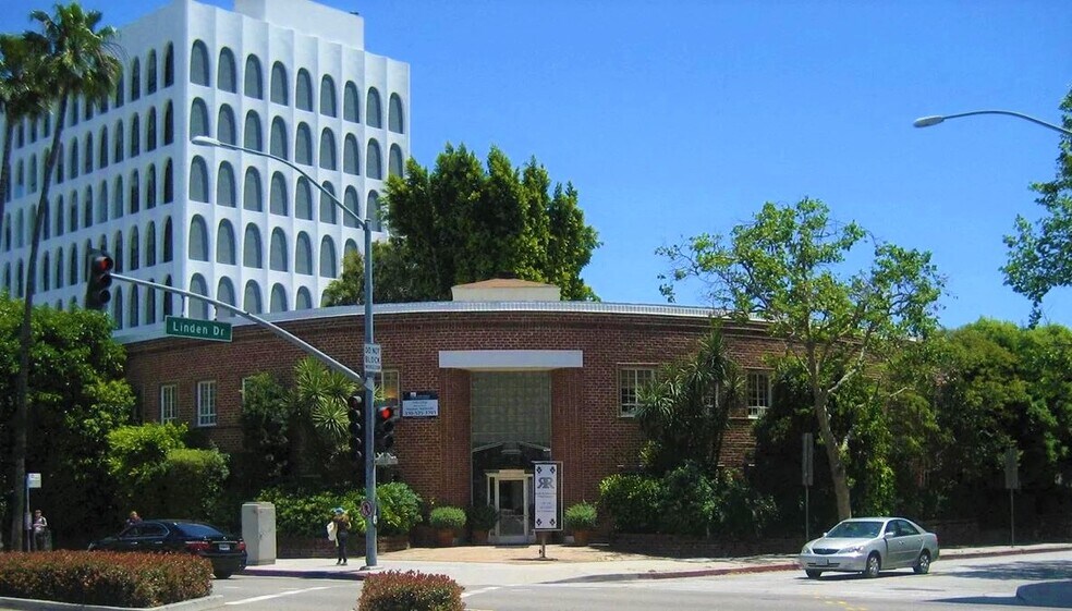 More Photos Of 9730-9732 Wilshire Blvd, Beverly Hills Medical For Lease