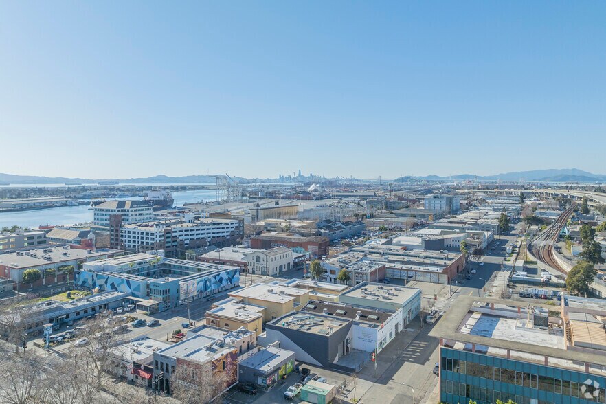 More Photos Of 380 Washington St, Oakland Unknown For Lease