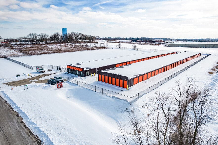 Primary Photo Of 2851 Business Pl SE, Massillon Self Storage For Sale