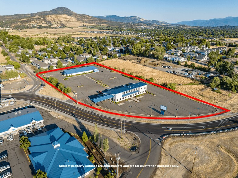 More Photos Of 1600 Coker Butte Rd, Medford Flex For Sale