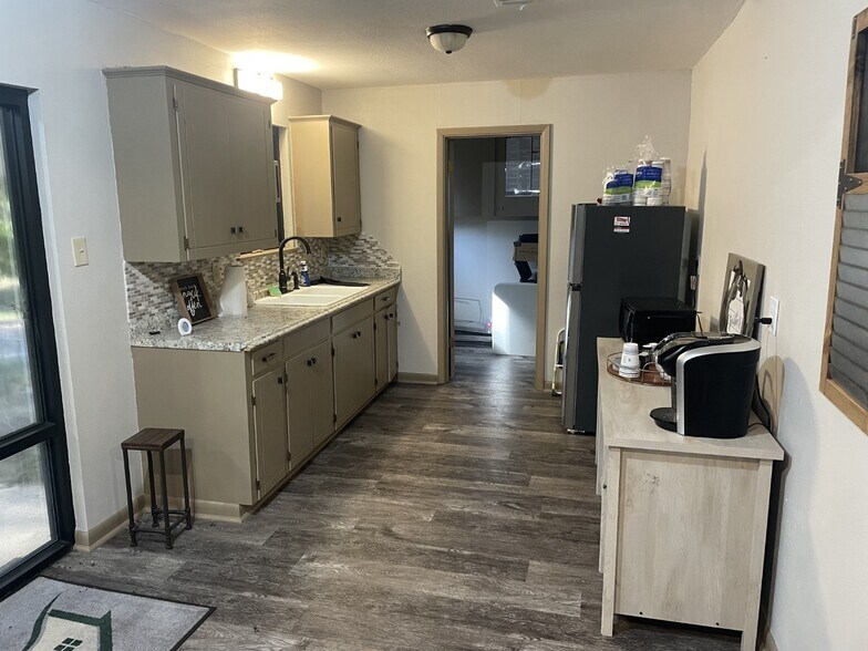 More Photos Of 3820 Hwy 5, Bryant Office For Sale