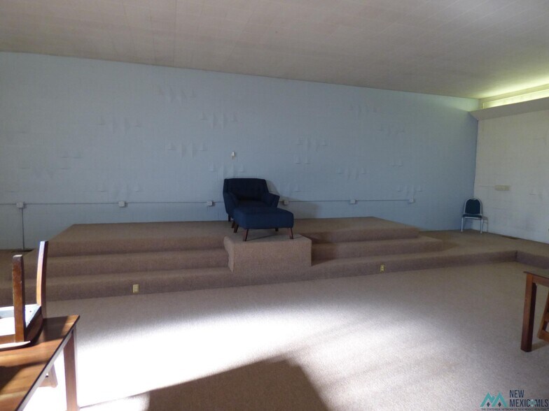 More Photos Of 311 Garfield Ave, Springer Freestanding For Sale