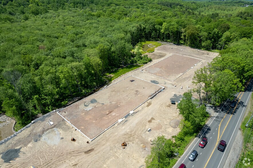 More Photos Of 1685 Straits Tpke, Middlebury General Retail For Lease