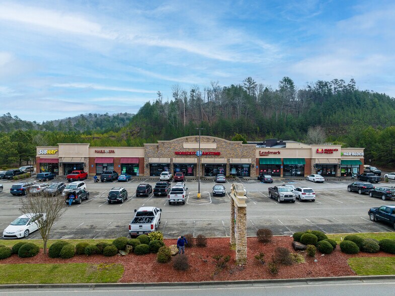 More Photos Of 500 Highland Xing, East Ellijay Freestanding For Lease