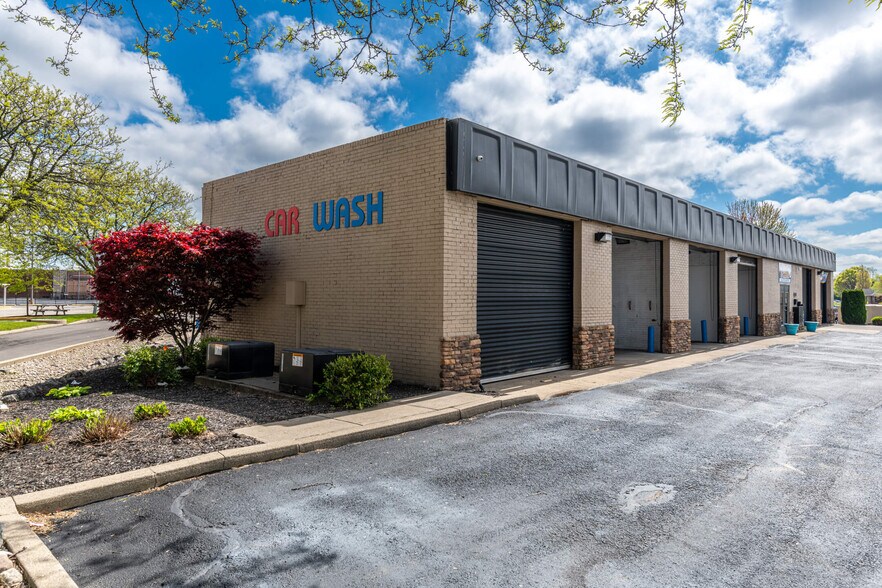 More Photos Of 1990 Andrew Rd, Dayton Carwash For Sale