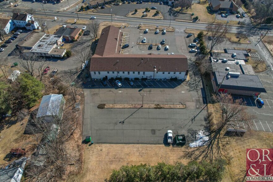 More Photos Of 1085-1113 S Main St, Cheshire, Ct, Cheshire Storefront Retail Office For Lease