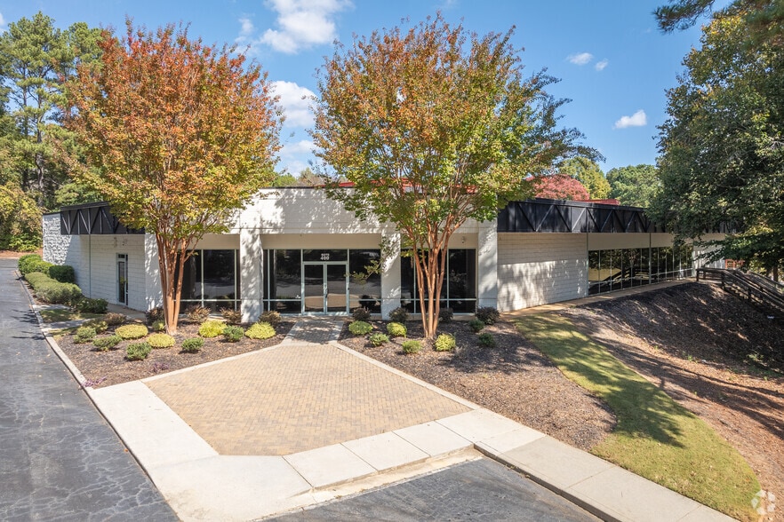 Primary Photo Of 303 Research Dr, Peachtree Corners Research And Development For Lease
