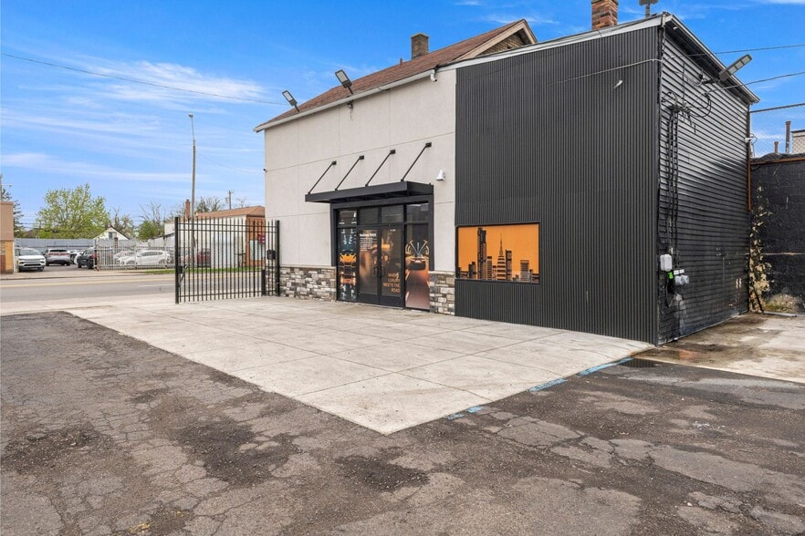 Primary Photo Of 19420 W Warren Ave, Detroit Auto Dealership For Sale