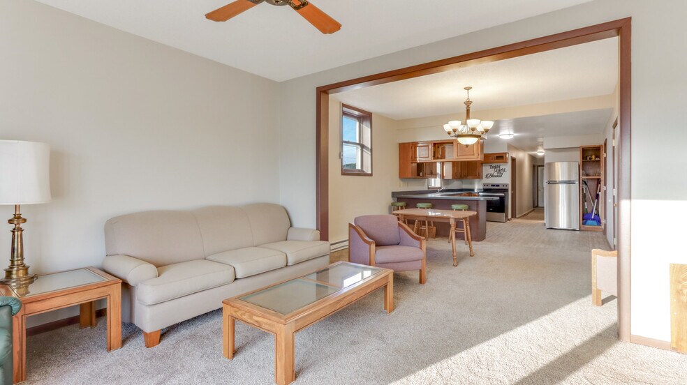 More Photos Of 1418 Main St, Bloomer Restaurant For Sale