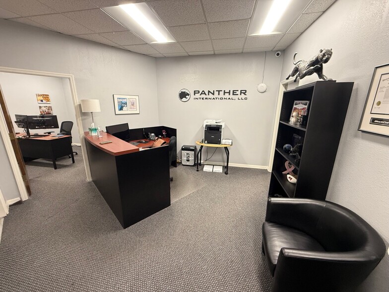 More Photos Of 2841 Executive Dr, Clearwater Office For Sale