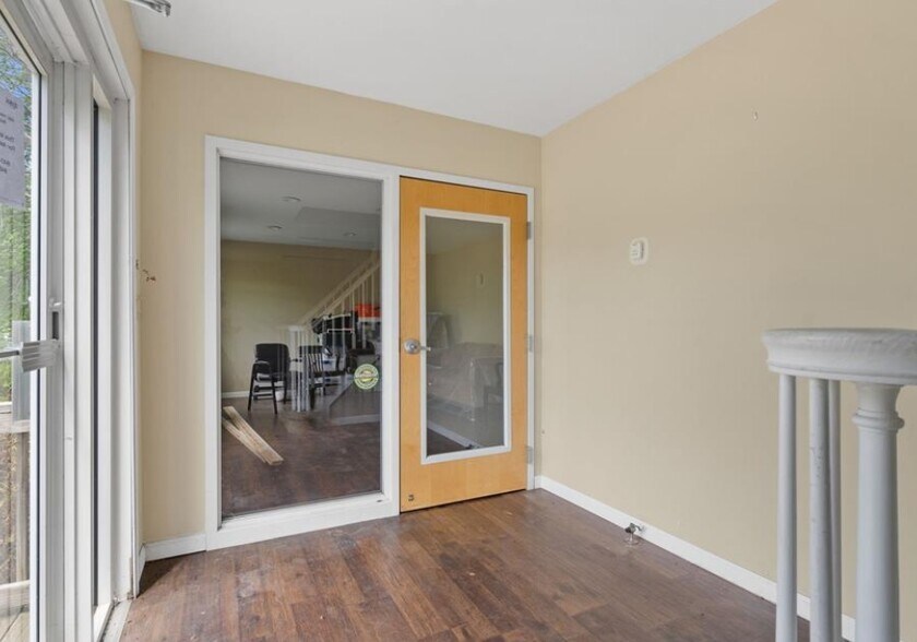 More Photos Of , Montgomery Office For Sale