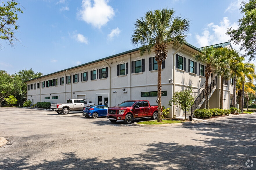 More Photos Of 9696 Bonita Beach Rd, Bonita Springs Office For Lease