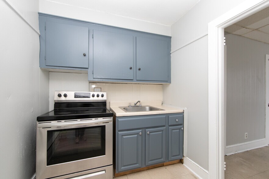 More Photos Of 2709 Westfield Ave, Camden Apartments For Sale