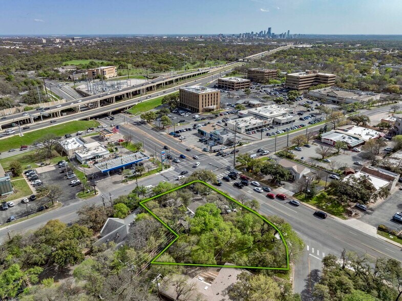 More Photos Of 3400 Northland Dr, Austin Office For Lease