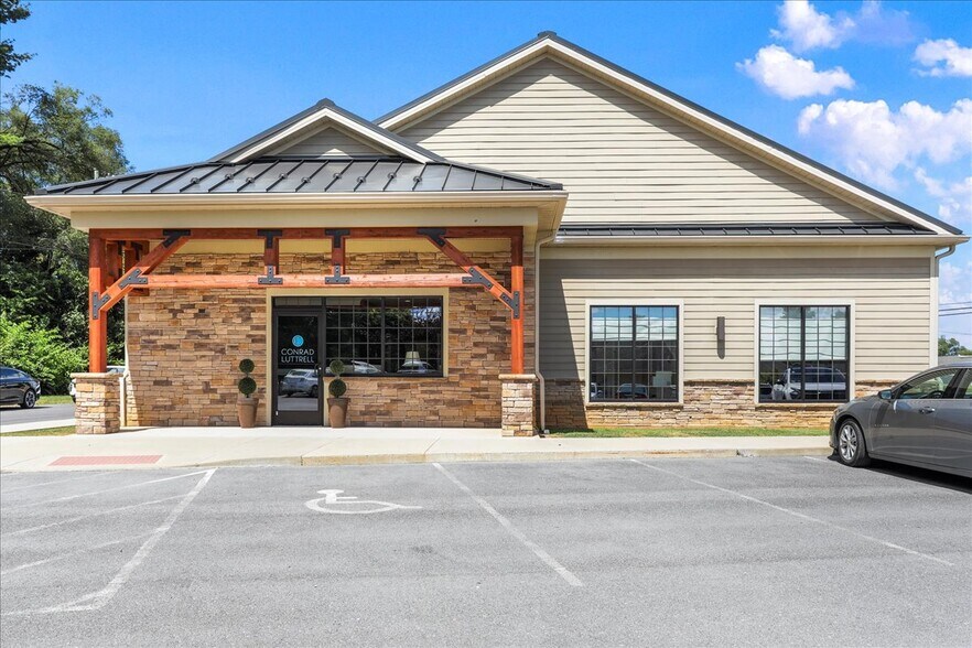 More Photos Of 127 Crimson Cir, Martinsburg Medical For Lease