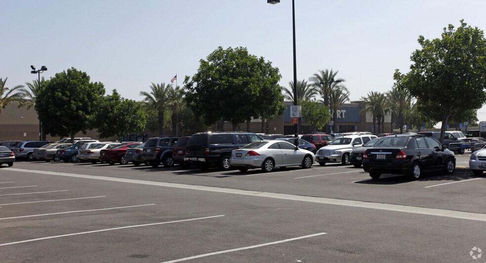 More Photos Of 17151-17171 Foothill Blvd, Fontana Unknown For Lease