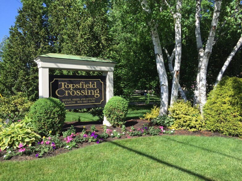 More Photos Of 10 S Main St, Topsfield Unknown For Lease