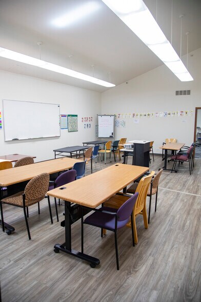 More Photos Of 5371 & 5383 West Franklin Road, Boise General Retail For Lease