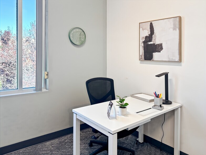 More Photos Of 1264 Hawks Flight Ct, El Dorado Hills Coworking Space