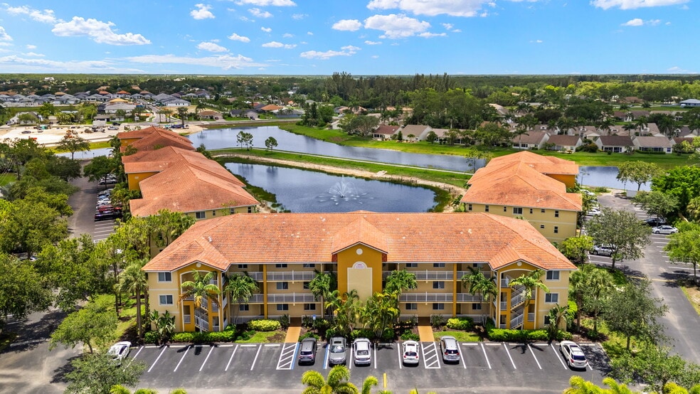 More Photos Of 10000-10030 Maddox Ln, Bonita Springs Apartments For Sale