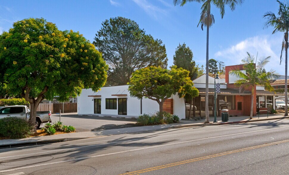 More Photos Of 5030-5036 Carpinteria Ave, Carpinteria Storefront Retail Office For Lease