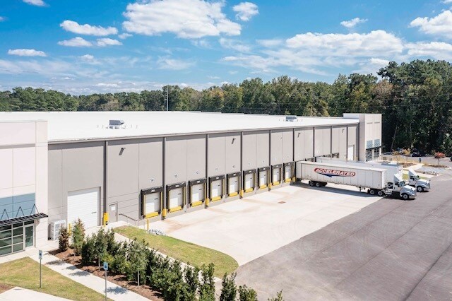 More Photos Of 9581 Palmetto Commerce, Ladson Industrial For Lease