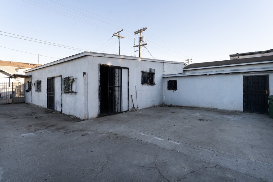 More Photos Of 8802-8810 S Central Ave, Los Angeles Land For Sale