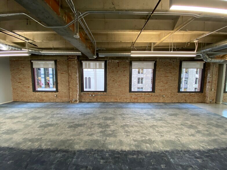 More Photos Of 818 W 7th St, Los Angeles Telecom Hotel Data Hosting For Lease