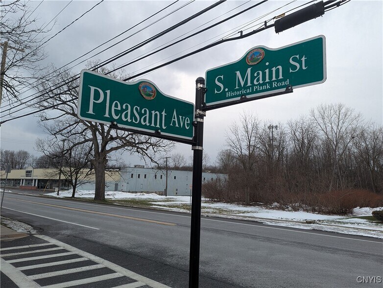 More Photos Of 461 S Main St, North Syracuse Office For Sale