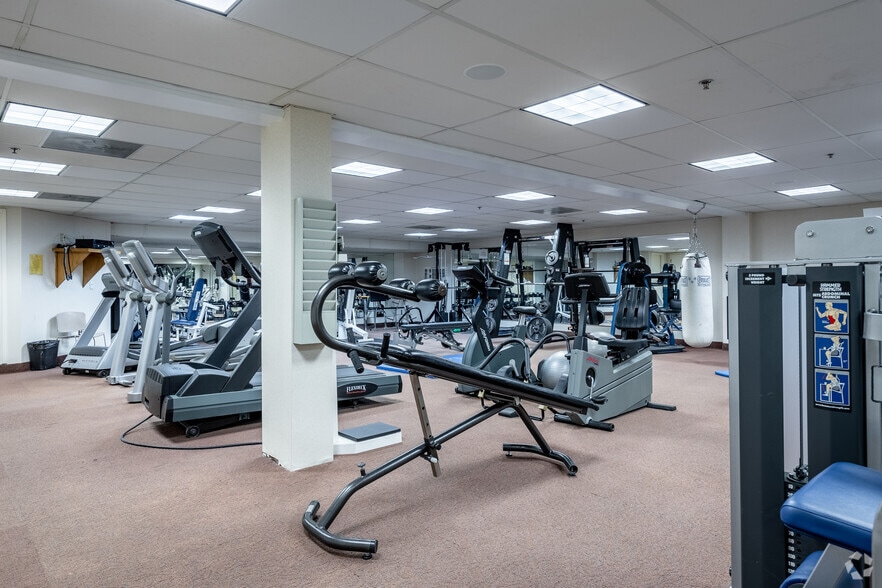 More Photos Of 28 W Grand Ave, Montvale Office For Lease