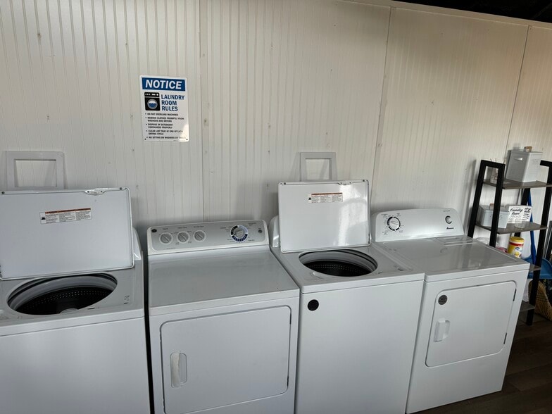 More Photos Of 12800 TX-110, Tyler Trailer Camper Park For Sale