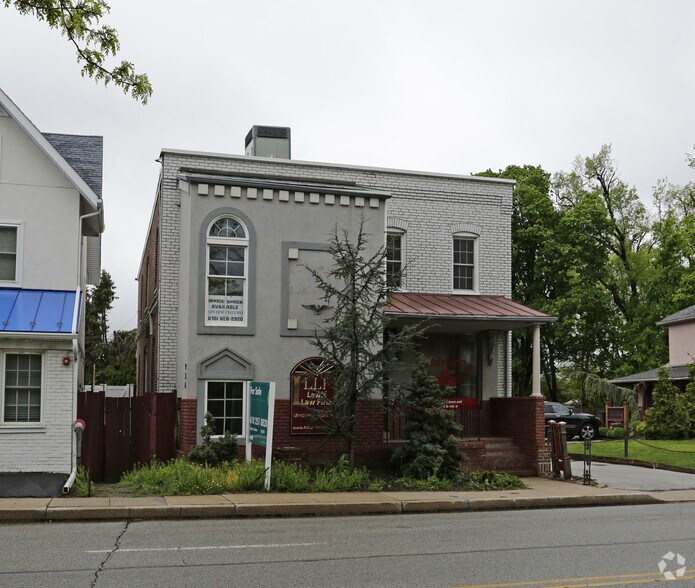 More Photos Of 936 County Line Rd, Bryn Mawr Office For Lease