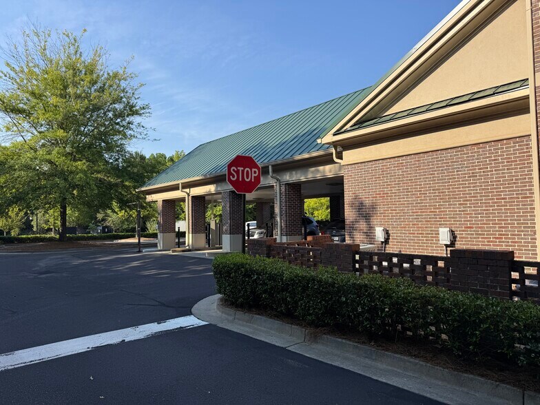 More Photos Of 5960 N Point Pky, Alpharetta Bank For Sale