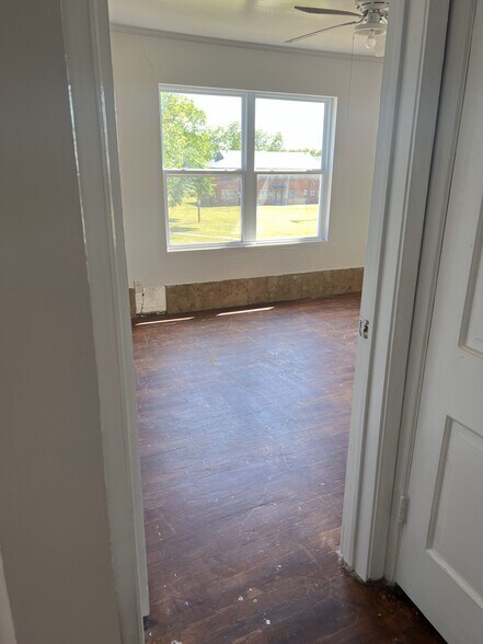 More Photos Of 701 W Pine Ave, Duncan Apartments For Sale