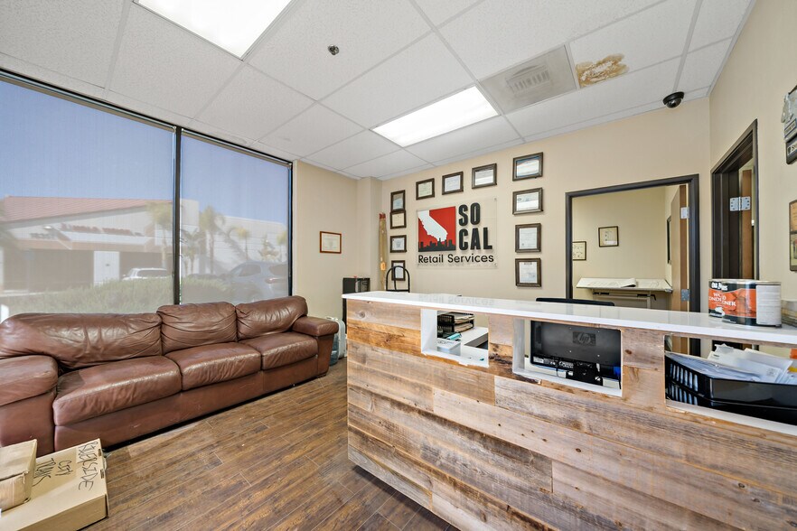 More Photos Of 18345 Pasadena St, Lake Elsinore Manufacturing For Lease