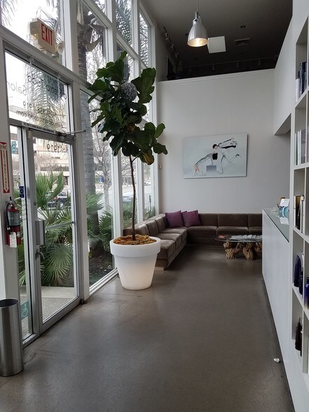 More Photos Of 1919 Mount Diablo Blvd, Walnut Creek Freestanding For Lease