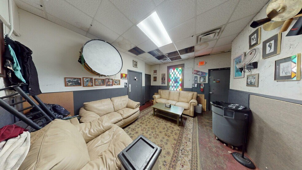 More Photos Of 116 N Park Ave, Sanford Office For Sale