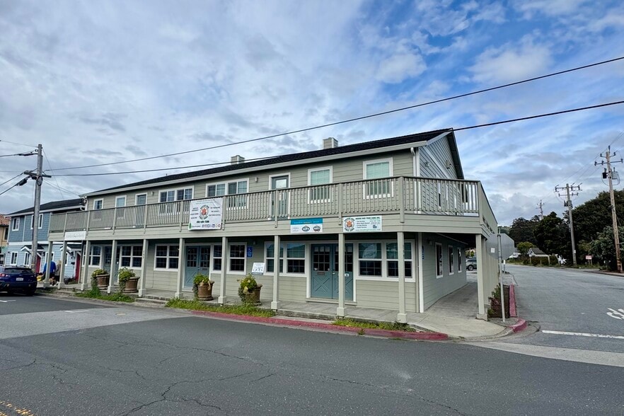 Primary Photo Of 799 Main St, Half Moon Bay Freestanding For Lease