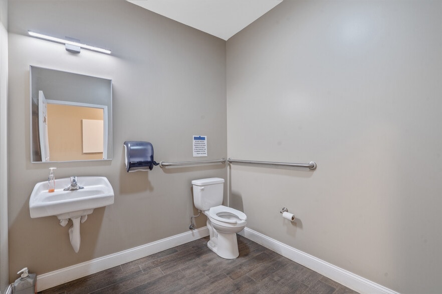 More Photos Of 8568 Brewerton Rd, Brewerton Auto Salvage Facility For Sale