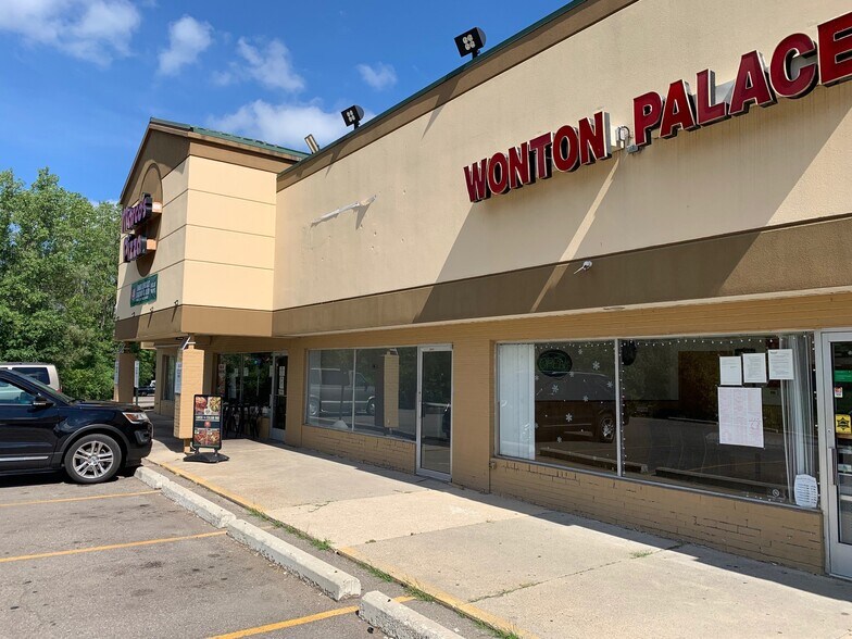 More Photos Of 5550-5578 Cooley Lake Rd, Waterford Unknown For Lease