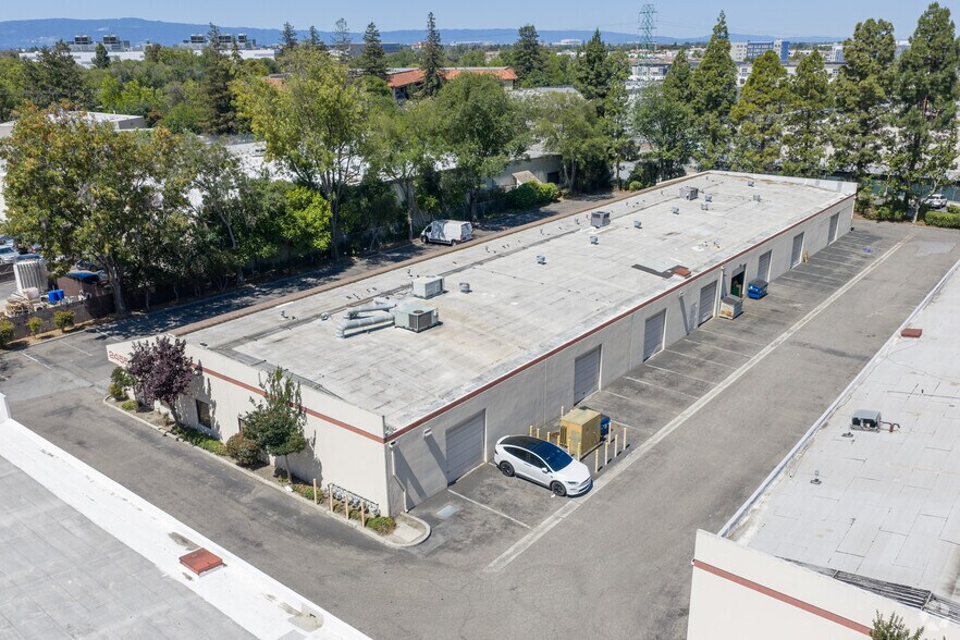 More Photos Of 2455 Autumnvale Dr, San Jose Light Distribution For Sale