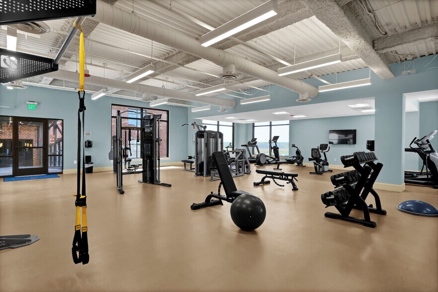 More Photos Of 240 N Water St, Wilmington Specialty For Sale