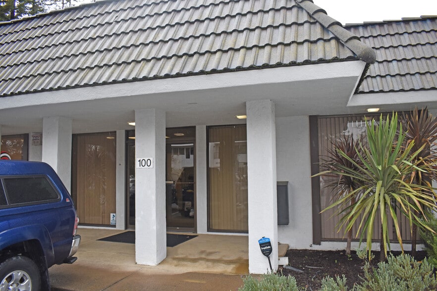 More Photos Of 100-114 Wikiup Dr, Santa Rosa Office For Lease