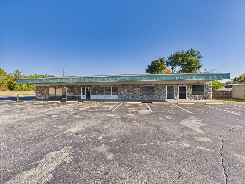 Primary Photo Of 1 Beverly Hills Blvd, Beverly Hills General Retail For Sale