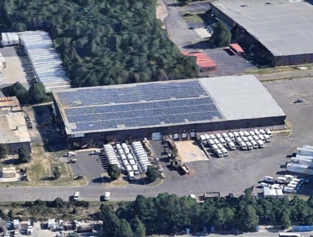 More Photos Of 147 Lehigh Ave, Lakewood Manufacturing For Sale