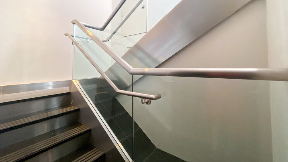 More Photos Of 823 Broad St, Augusta Office For Lease