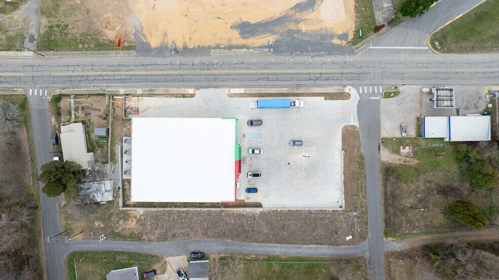 More Photos Of 771 Main St, Ragland General Retail For Sale