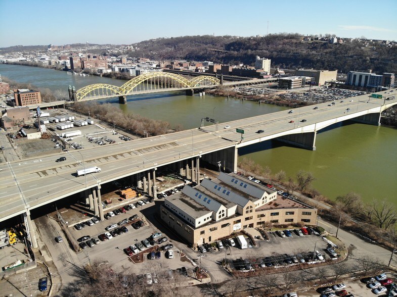 More Photos Of 810 River Ave, Pittsburgh Office For Lease