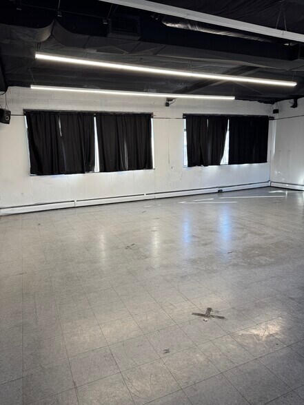 More Photos Of 48 Silas Deane Hwy, Wethersfield Office For Lease