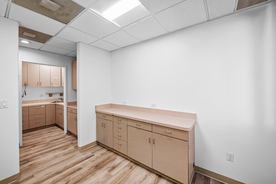 More Photos Of 1304 15th St, Santa Monica Medical For Lease
